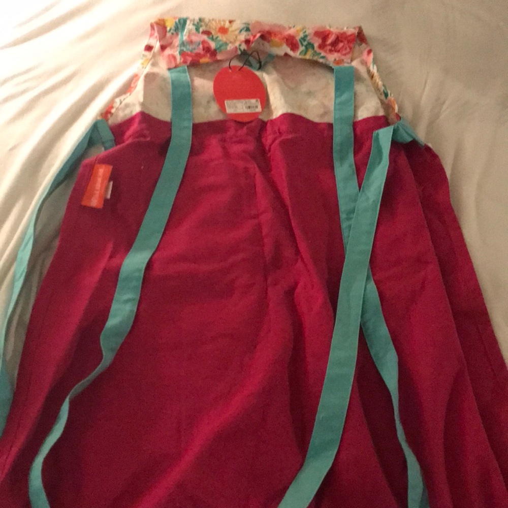 Apron! - Picture 2 of 2